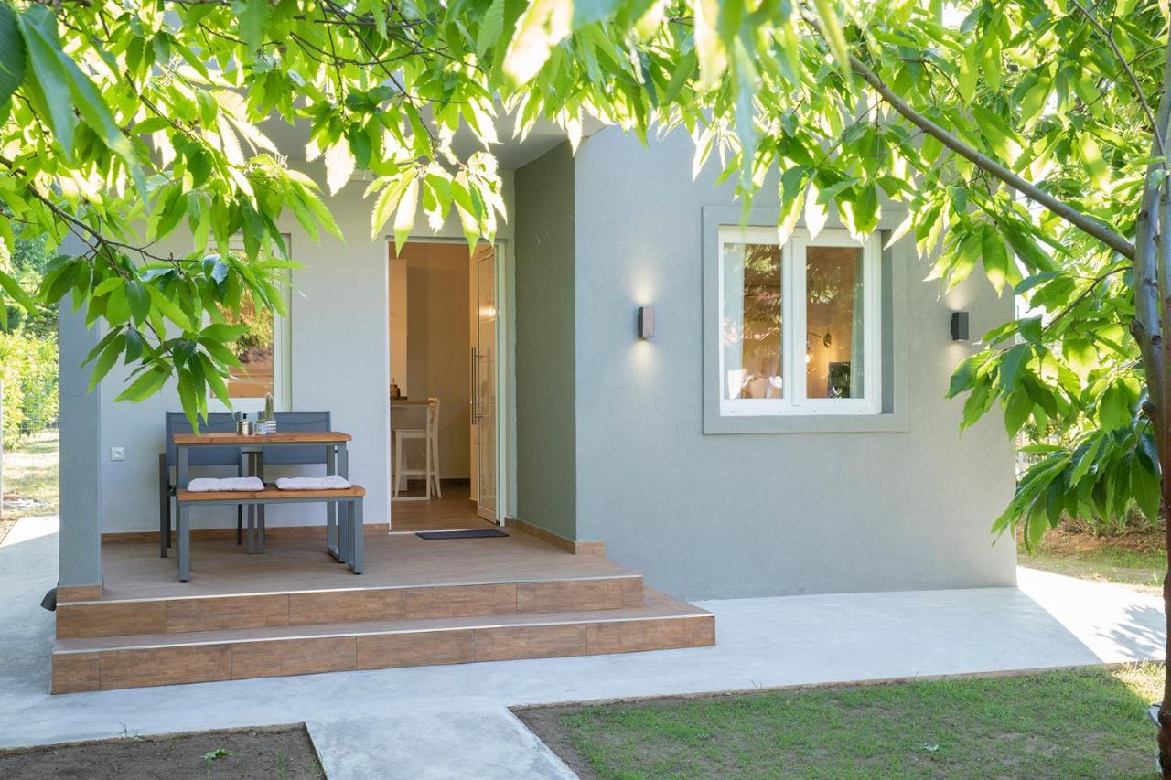 Ferienwohnung Elena Luxury Living Paralía Skotínis Exterior foto