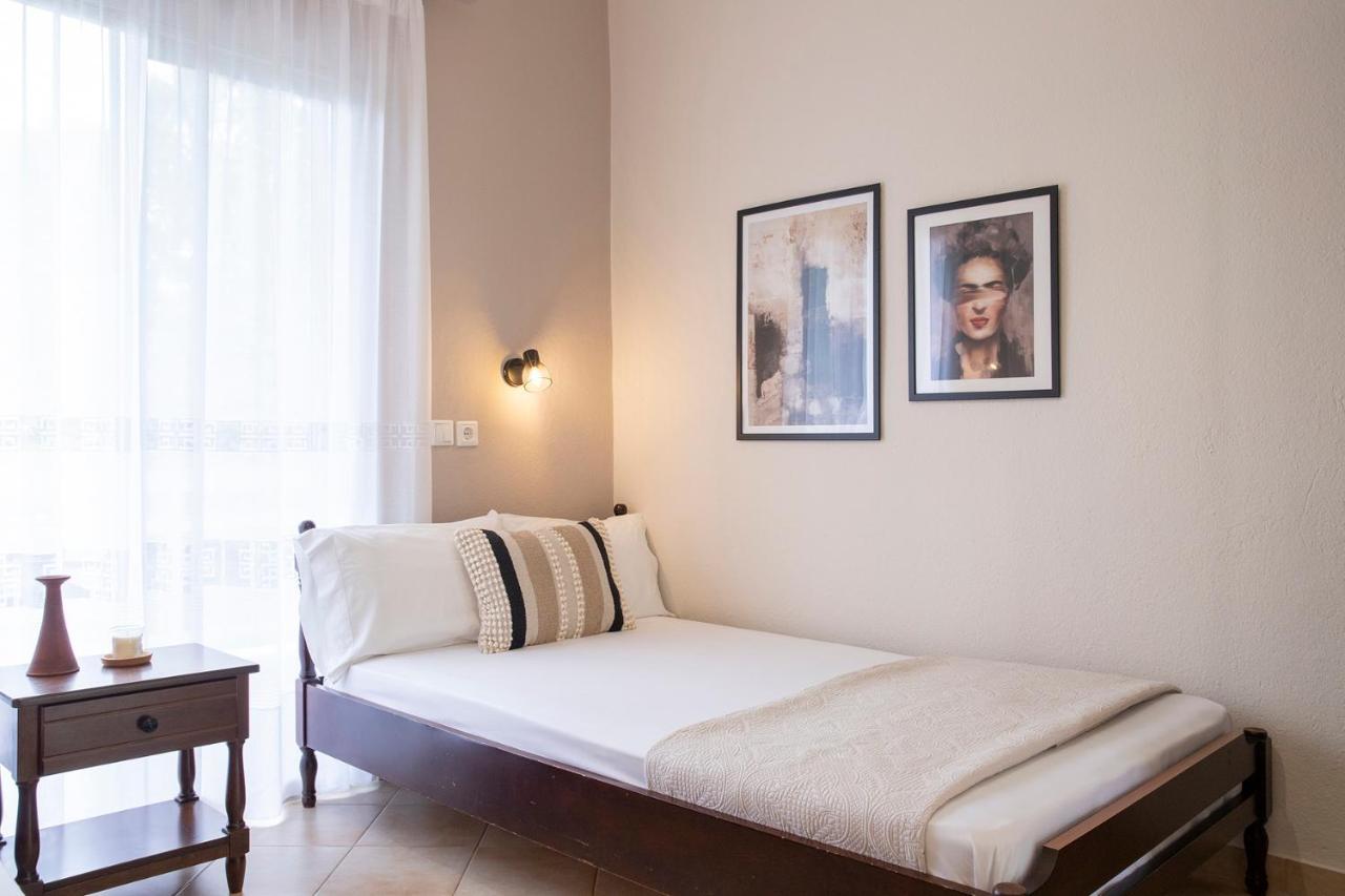 Ferienwohnung Elena Luxury Living Paralía Skotínis Exterior foto